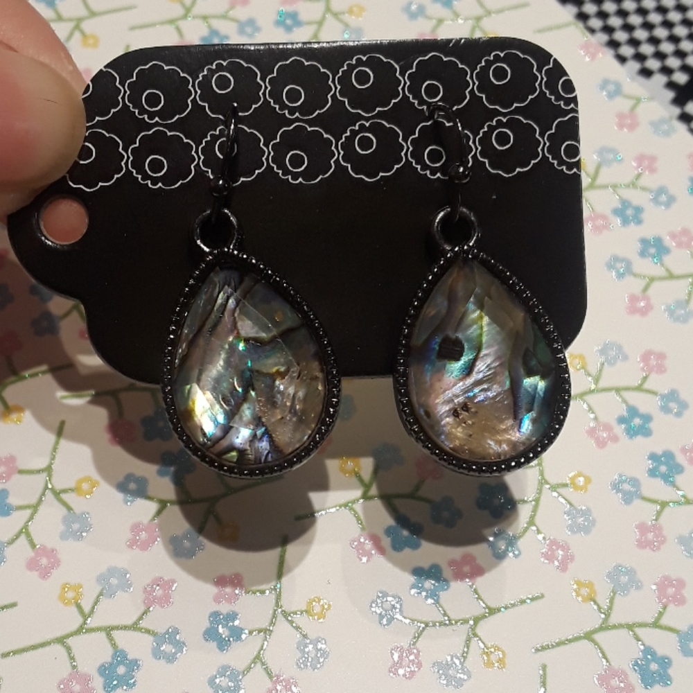 Black Toned Dangle Pearlescent Earrings